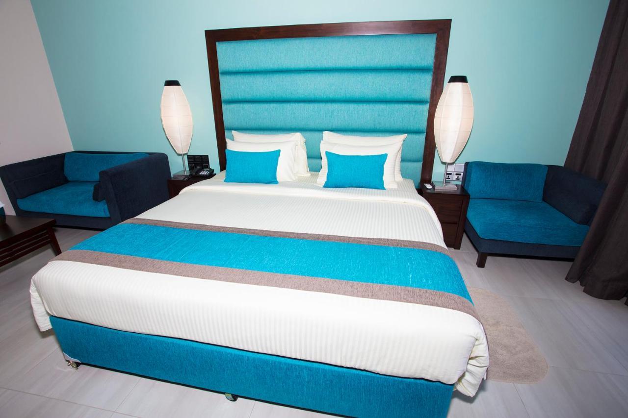 Amora Lagoon Hotel Katunayaka Εξωτερικό φωτογραφία